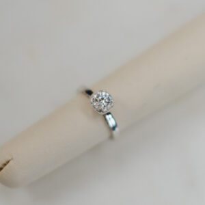 14kt White gold vintage style halo ring